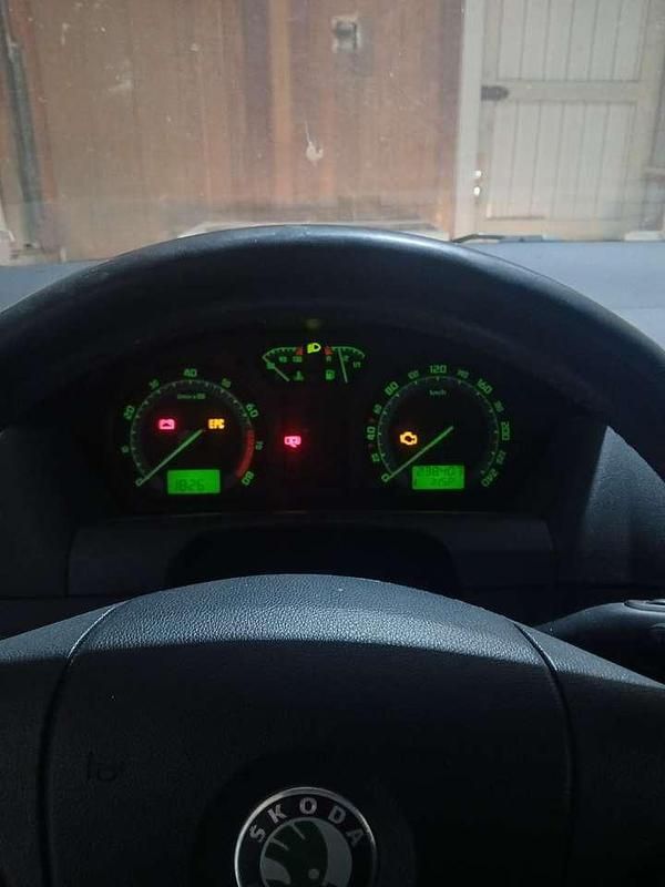 Gebraucht Skoda Fabia Style 101 PS (74 kW) 2006 Grau Limousine