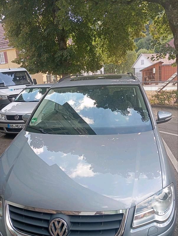 Gebraucht VW Touran 140 PS (102 kW) 2010 Grau Van / Kleinbus