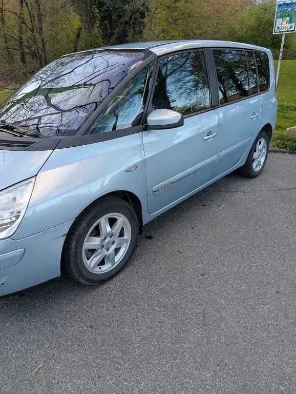 Gebraucht Renault Espace Dynamique 150 PS (110 kW) 2006 Blau Van / Kleinbus