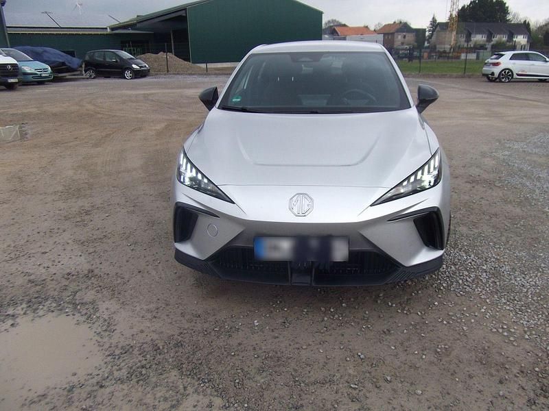 Gebraucht MG MG4 EV 125 kW (170 PS) 2023 Silber Kleinwagen