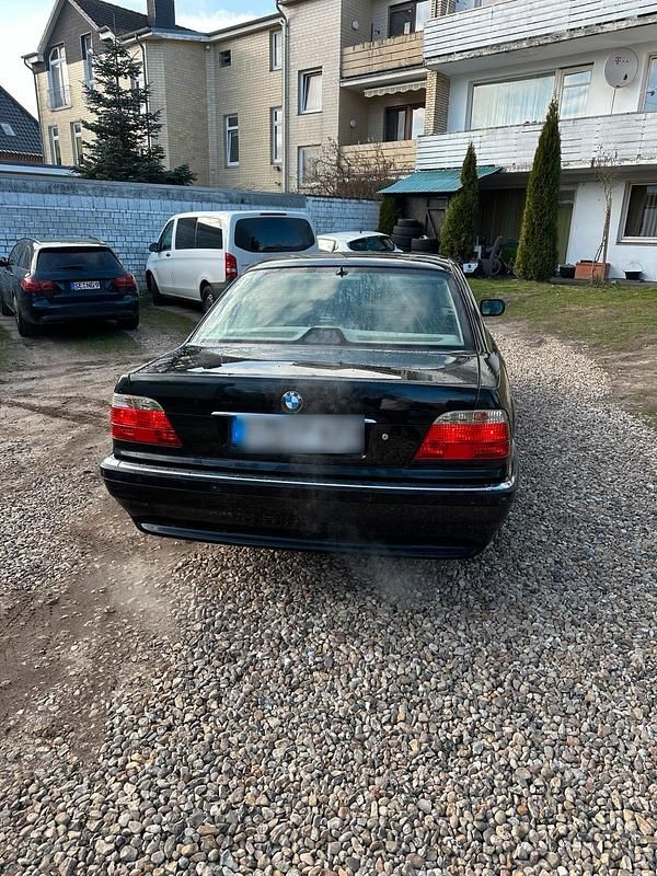 Gebraucht BMW 728 193 PS (141 kW) 1996 Schwarz Limousine