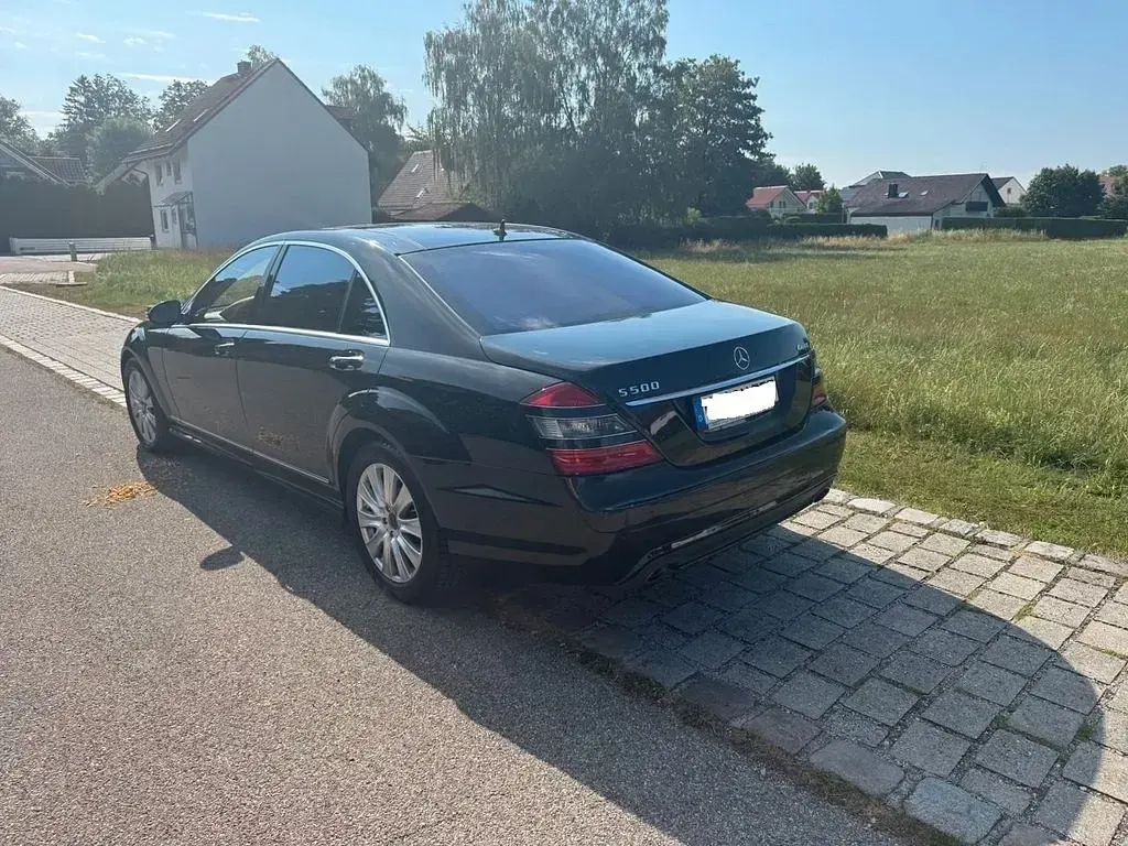 Gebraucht Mercedes S500 387 PS (284 kW) 2008 Schwarz Limousine