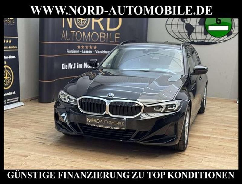 Black sapphire metal (metallic) Gebraucht 2023 BMW 320 Shadowline Kombi | 28.700 € (Superpreis) - Bild 1/3