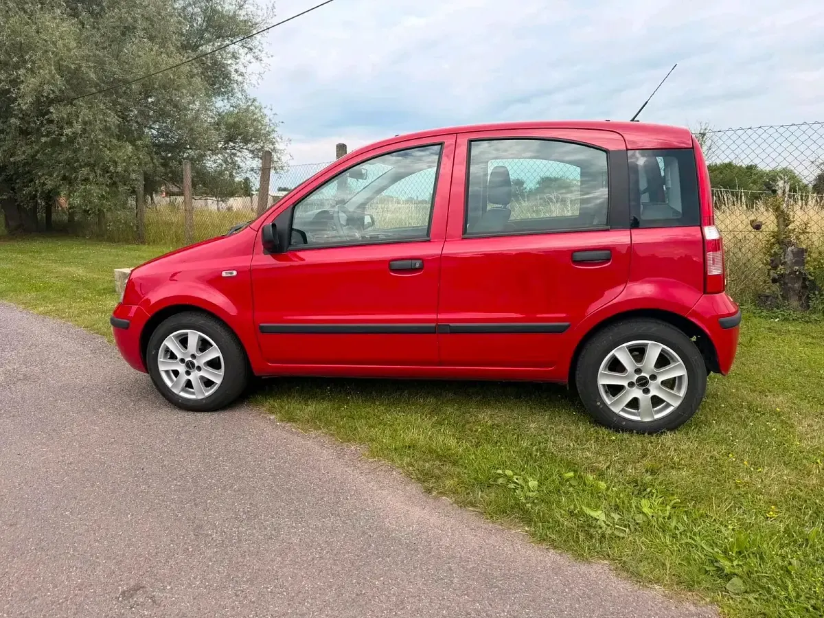 Gebraucht Fiat Panda 60 PS (44 kW) 2009 Rot Kleinwagen