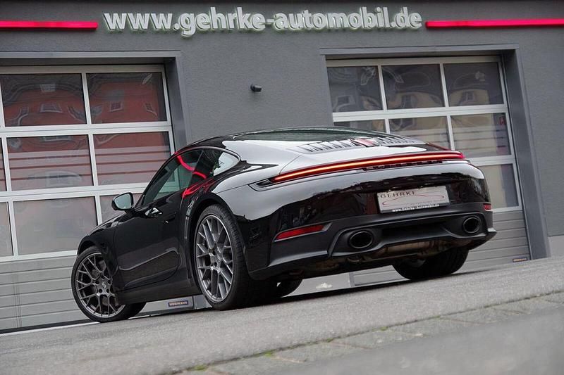 Gebraucht Porsche 992 Chrono 480 PS (353 kW) 2025 Schwarz Coupé