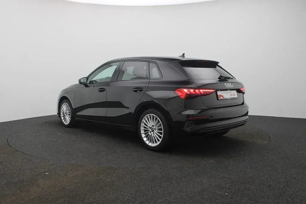 Gebraucht Audi A3 Advanced 150 PS (110 kW) 2024 Brillantschwarz Limousine