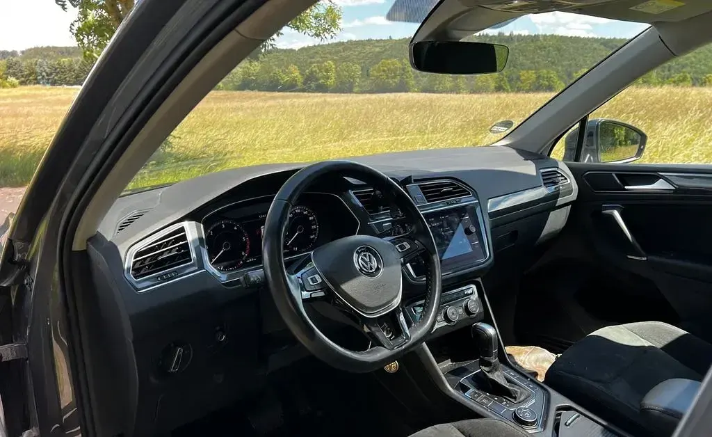 Gebraucht VW Tiguan R-line 190 PS (139 kW) 2018 Grau SUV