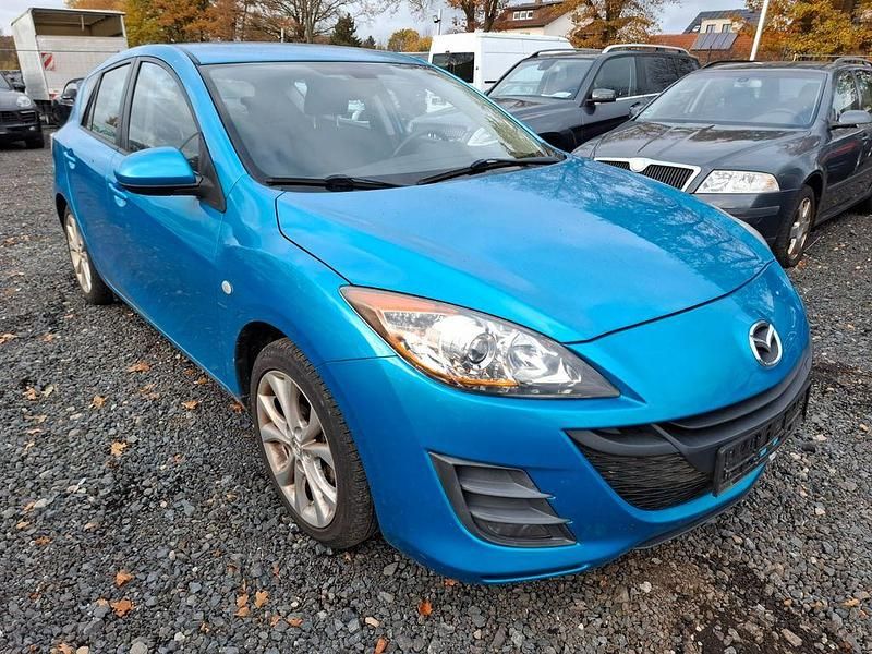 Blau Gebraucht 2009 Mazda 3 High Limousine | 4.999 € (Fairer Preis) - Bild 1/4