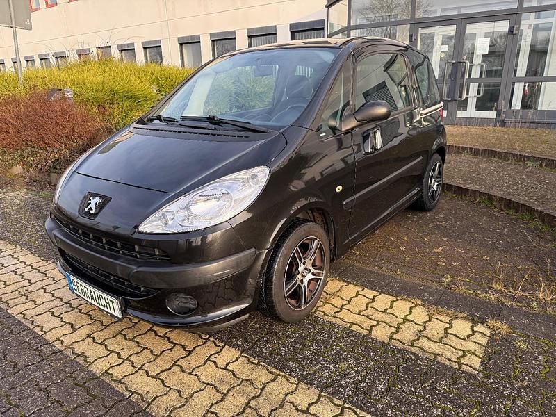 Gebraucht Peugeot 1007 73 PS (53 kW) 2006 Schwarz Van / Kleinbus