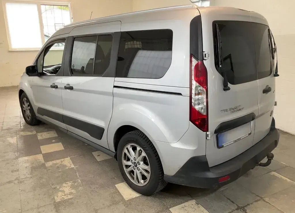 Używany Ford Transit Connect Trend 101 KM (74 kW) 2018 Srebrny Minivan