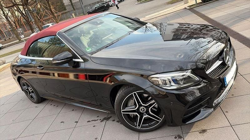 Gebraucht Mercedes C300 258 PS (189 kW) 2020 Schwarz Cabrio