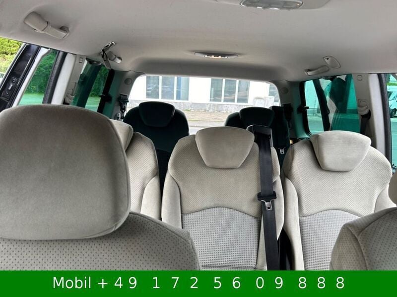 Astergrau Gebraucht 2008 Peugeot 807 Premium Van / Kleinbus | 5.999 € - Bild 1/4