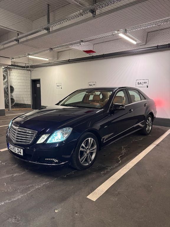 Brugt Mercedes E350 Elegance 231 HK (169 kW) 2009 Blå Sedan