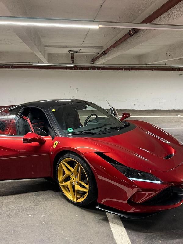 Gebraucht Ferrari F8 721 PS (530 kW) 2022 Rot Coupé