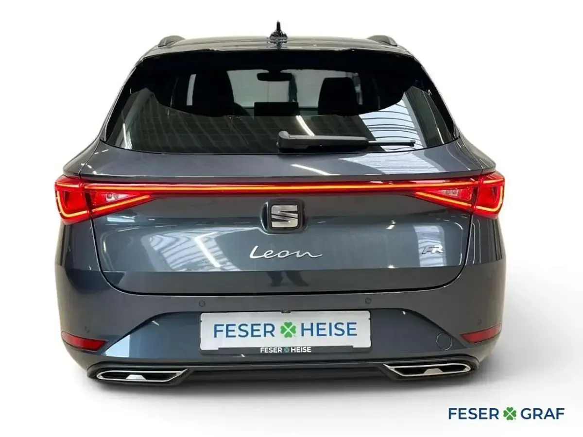 Gebraucht Seat Leon FR 150 PS (110 kW) 2025 Magnetic grau metallic Kombi
