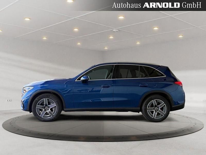 Gebraucht Mercedes GLC450 AMG line 367 PS (269 kW) 2023 Spektralblau SUV