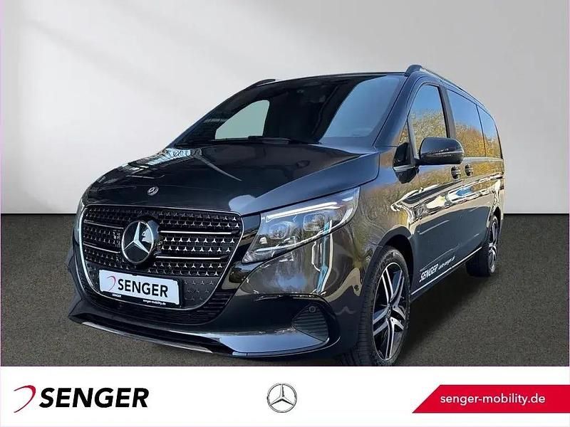 Grau Gebraucht 2025 Mercedes V300 Avantgarde Van / Kleinbus | 75.950 € (Superpreis) - Bild 1/1