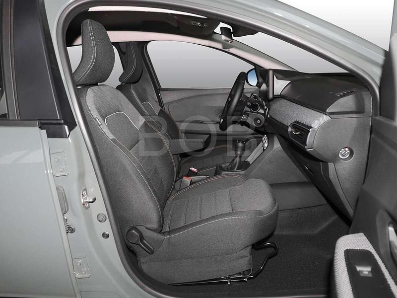 Second-hand Dacia Sandero Expression 91 CP (66 kW) 2025 Albastru Berlinǎ