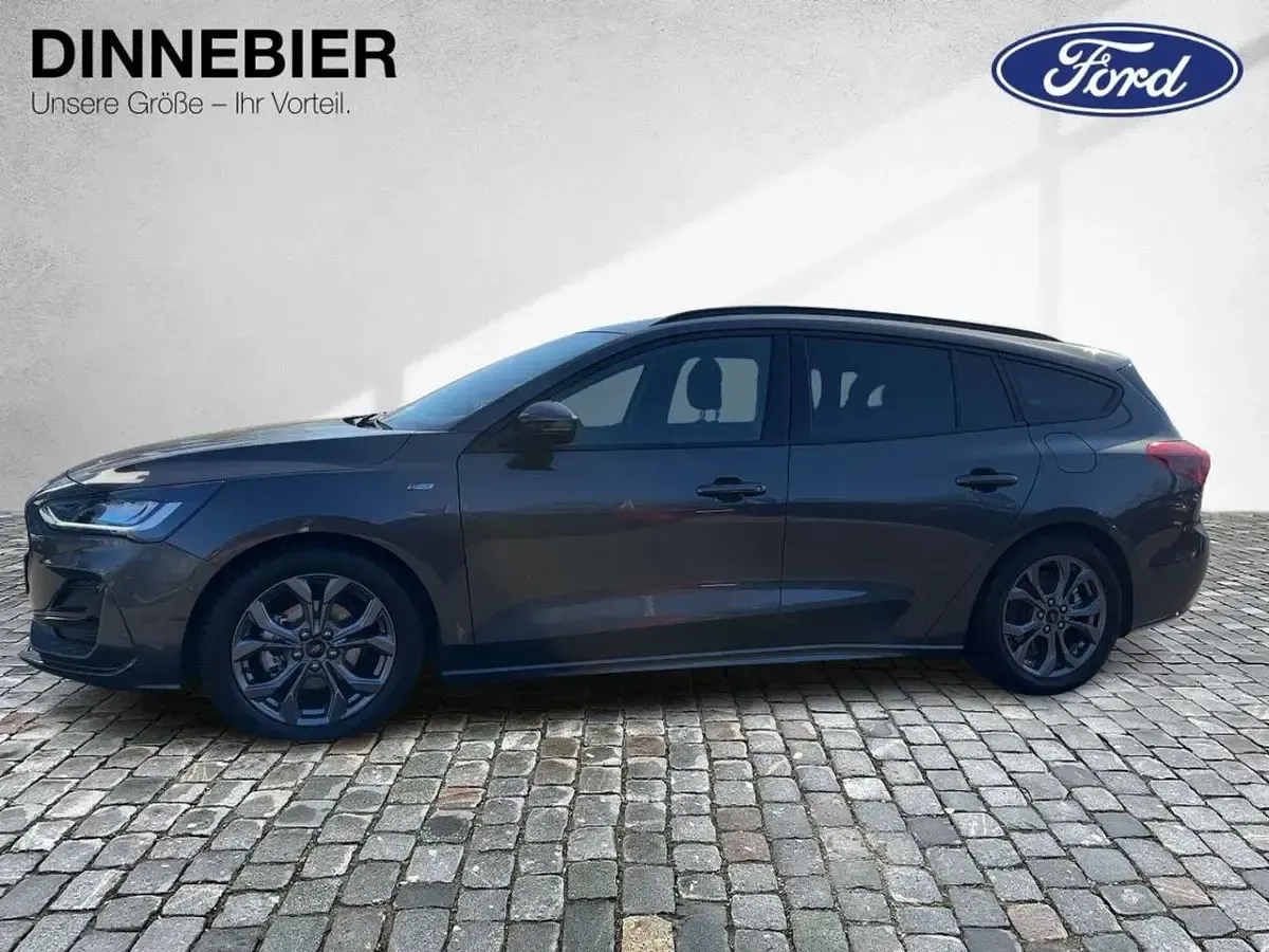 Gebraucht Ford Focus ST-Line X 155 PS (114 kW) 2024 Grau Kombi