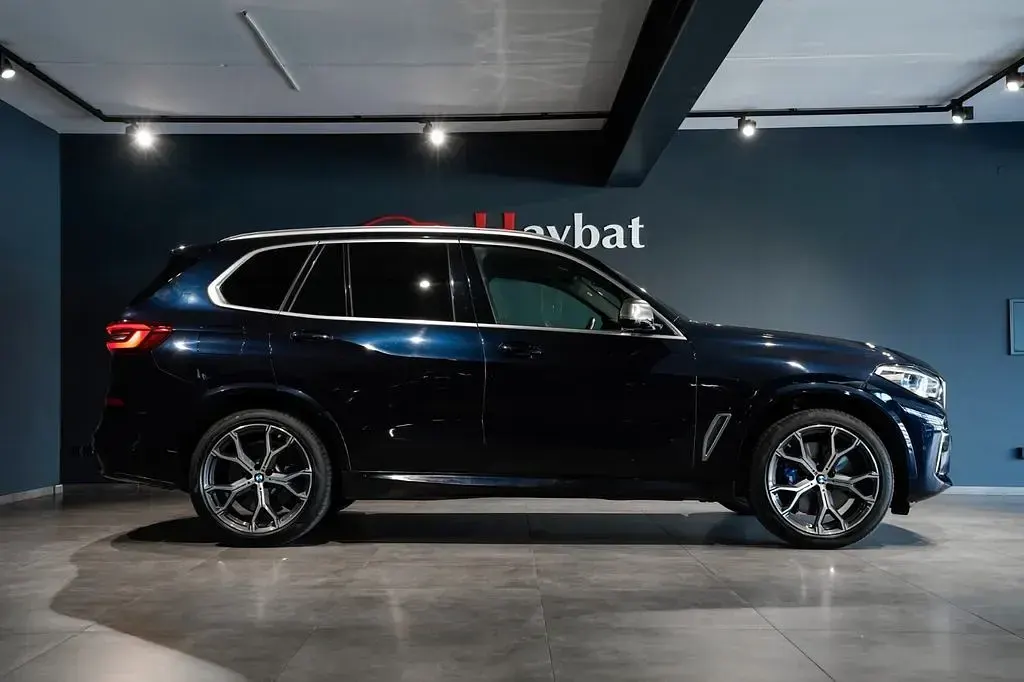 Gebraucht BMW X5 Performance 530 PS (389 kW) 2021 Schwarz SUV