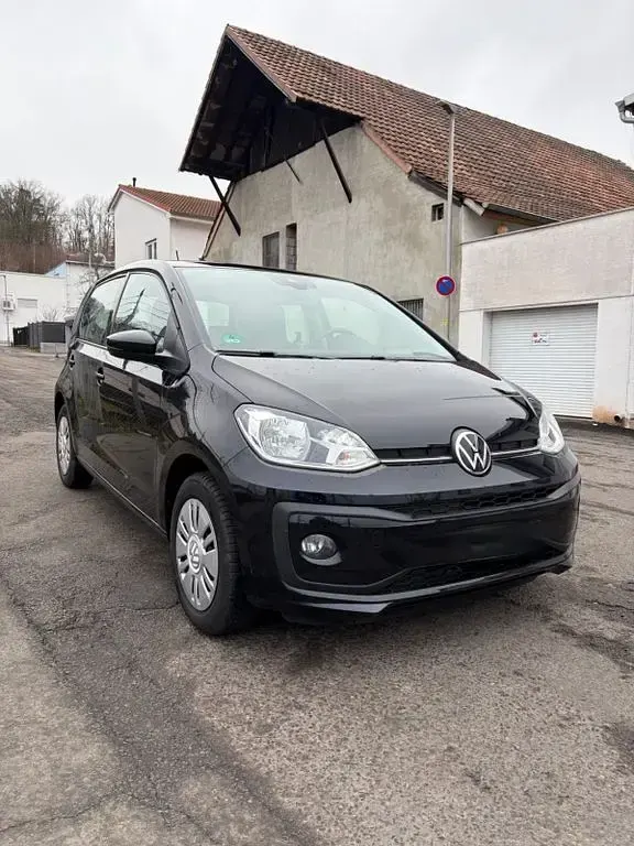 Second-hand VW up! 65 CP (47 kW) 2021 Negru Hatchback
