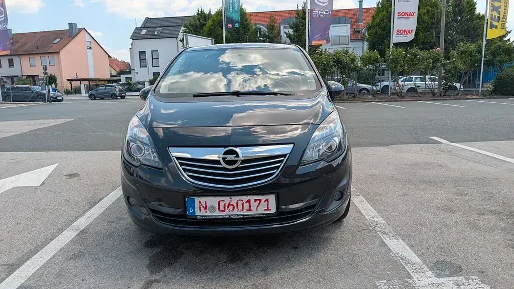 Gebraucht Opel Meriva Innovation 140 PS (102 kW) 2012 Schwarz Van / Kleinbus