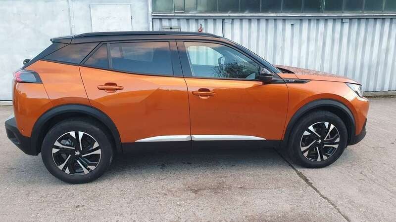 Orange Gebraucht 2022 Peugeot 2008 GTi SUV | 16.800 € (Superpreis) - Bild 1/4