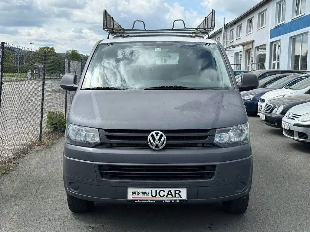 Gebraucht VW Transporter 102 PS (75 kW) 2010 Schwarz Van
