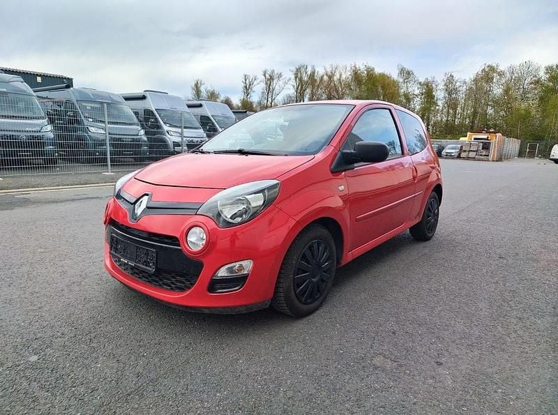 Second-hand Renault Twingo Expression 75 CP (55 kW) 2012 Roșu Hatchback