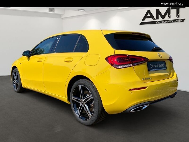 Gebraucht Mercedes A250 Progressive 218 PS (160 kW) 2020 Gelb Limousine