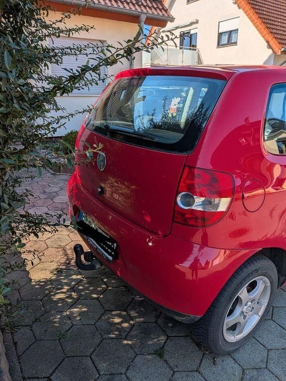 Gebraucht VW Fox 54 PS (39 kW) 2006 Rot Kleinwagen