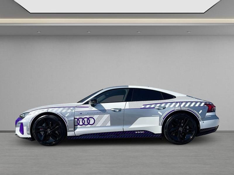 Gebraucht Audi e-tron GT quattro Ambiente 439 kW (598 PS) 2024 Weiß Limousine