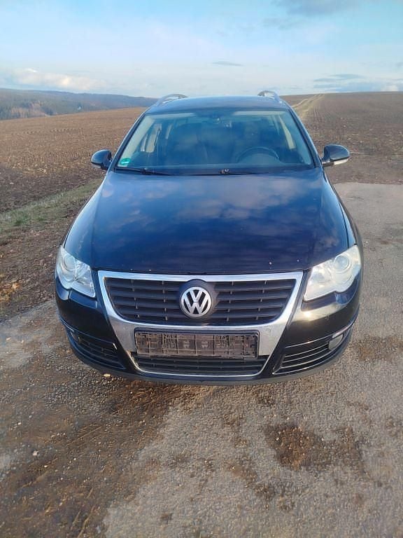 Gebraucht VW Passat 140 PS (102 kW) 2007 Schwarz Kombi