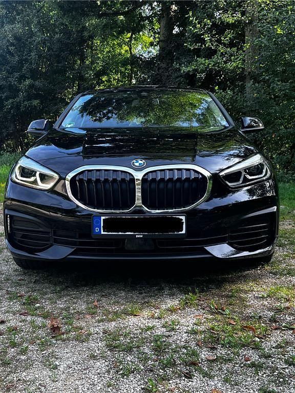 Gebraucht BMW 118 Advantage 140 PS (102 kW) 2020 Schwarz Kleinwagen