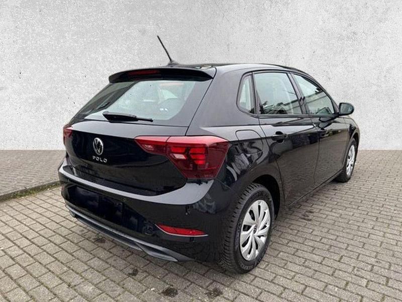Gebraucht VW Polo Life 95 PS (69 kW) 2022 Schwarz Kleinwagen