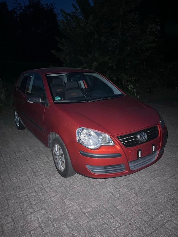 Orange Gebraucht 2006 VW Polo Goal Kleinwagen | 399 € (Guter Preis) - Bild 1/4