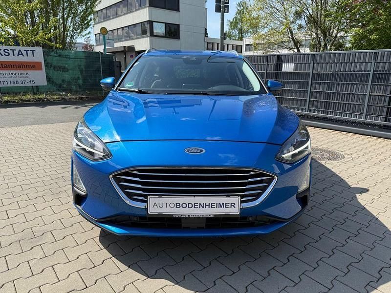 Second-hand Ford Focus 150 CP (110 kW) 2020 Albastru Berlinǎ
