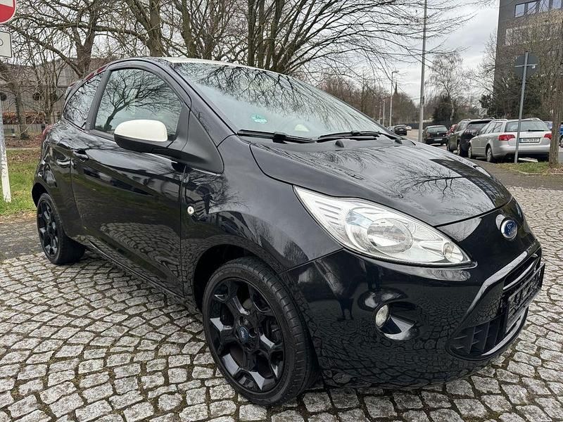 Gebraucht Ford Ka 69 PS (50 kW) 2015 Schwarz Kleinwagen