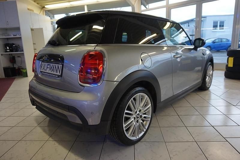 Gebraucht Mini Cooper 136 PS (100 kW) 2023 Silber Kleinwagen