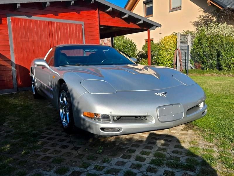 Second-hand Corvette C5 344 CP (253 kW) 2003 Argintiu Coupe