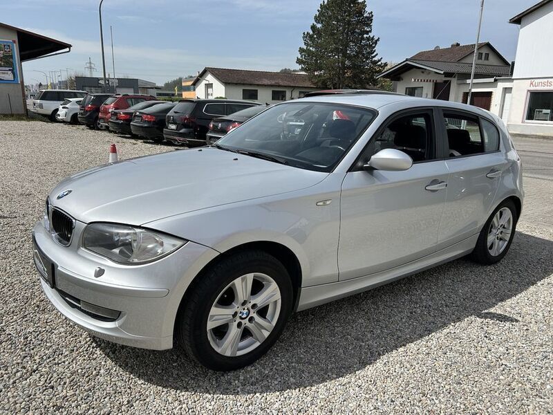 Titansilber metallic Gebraucht 2009 BMW 116 Kleinwagen | 4.990 € (Etwas zu teuer) - Bild 1/4
