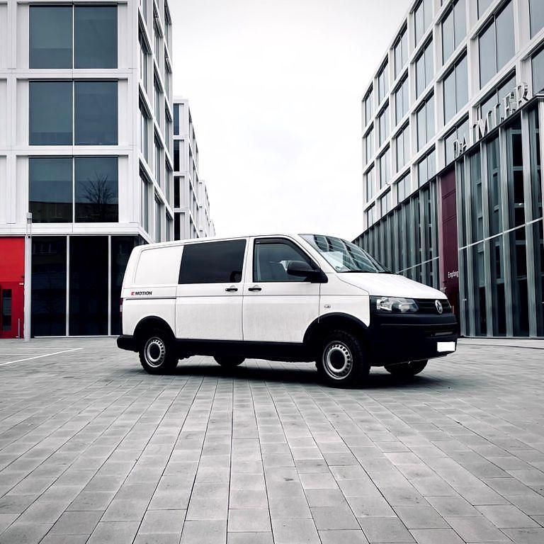 Weiß Gebraucht 2010 VW T5 Van | 21.000 € - Bild 1/4