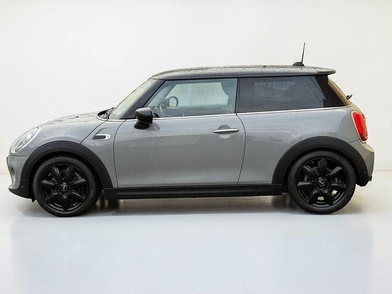 Gebraucht Mini Cooper 136 PS (100 kW) 2019 Grau Kleinwagen