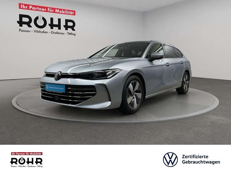 Oyster silver metallic Gebraucht 2025 VW Passat Elegance Kombi | 36.970 € (Superpreis) - Bild 1/4