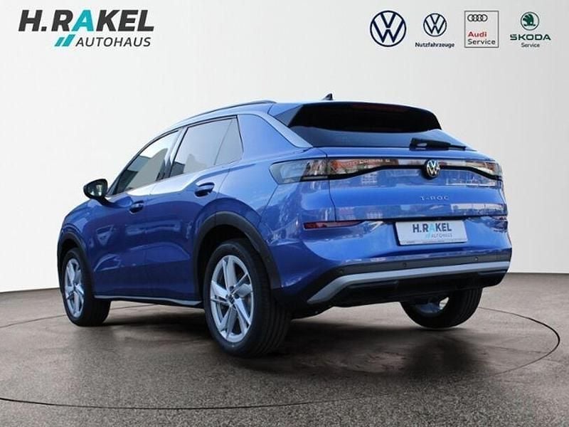 Gebraucht VW T-Roc Life 150 PS (110 kW) 2026 Blau SUV