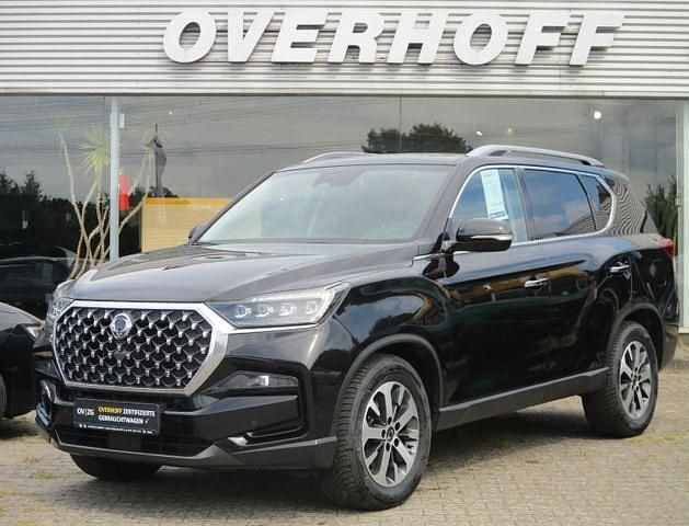 Schwarz Gebraucht 2021 Ssangyong Rexton Crystal SUV | 29.990 € (Superpreis) - Bild 1/4