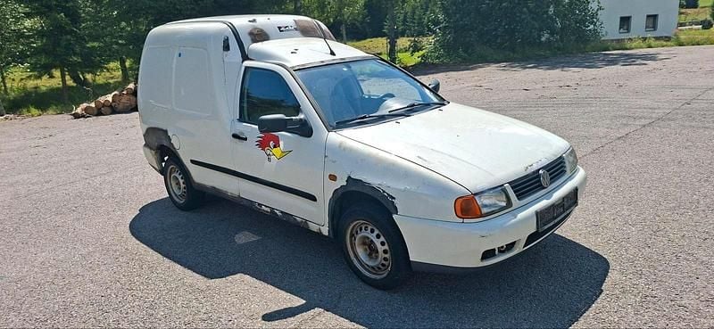 Weiß Gebraucht 2001 VW Caddy Van / Kleinbus | 300 € (Superpreis) - Bild 1/4