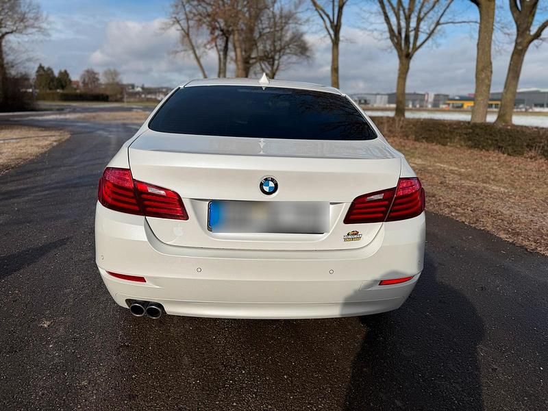 Gebraucht BMW 525 Efficient Dynamics 236 PS (173 kW) 2014 Weiß Limousine