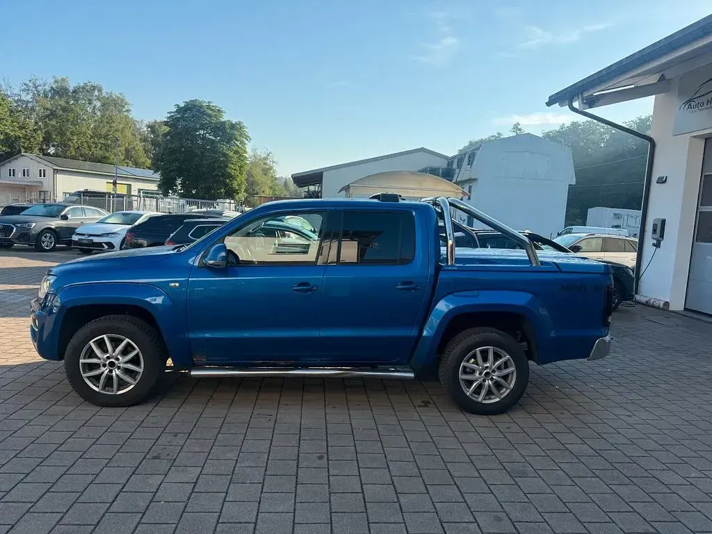 Gebraucht VW Amarok Aventura 224 PS (164 kW) 2017 Blau Pickup