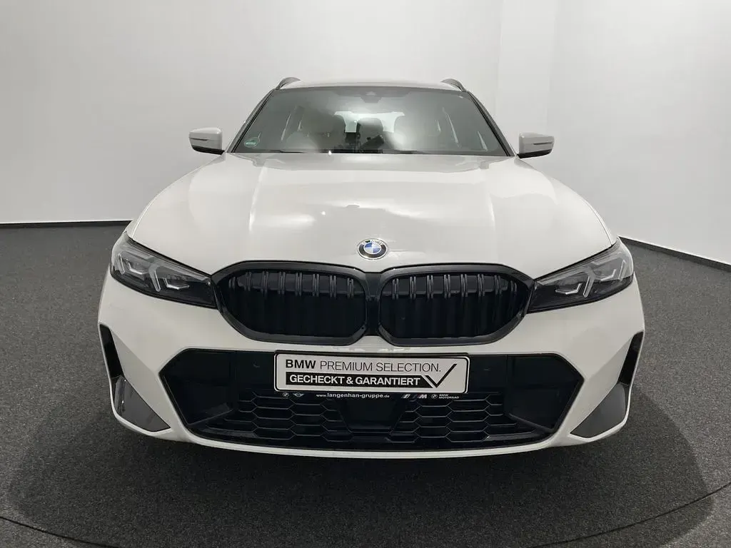 Gebraucht BMW 320 M Sport 190 PS (139 kW) 2023 Weiß Kombi